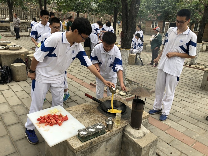 1526374552937733.jpg 23_眸目压缩.jpg