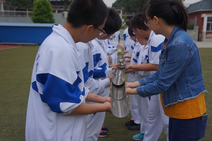 1526374465105573.jpg 5_眸目压缩.jpg