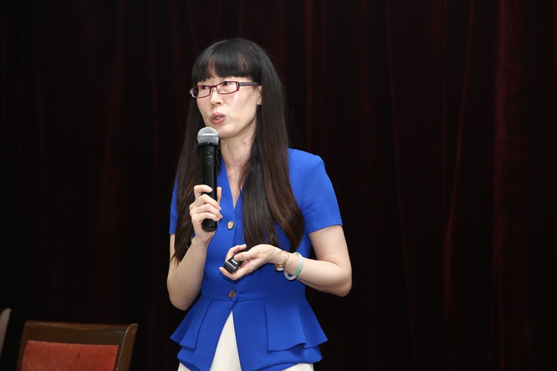 1504570752136890.jpg 专家讲座1.jpg